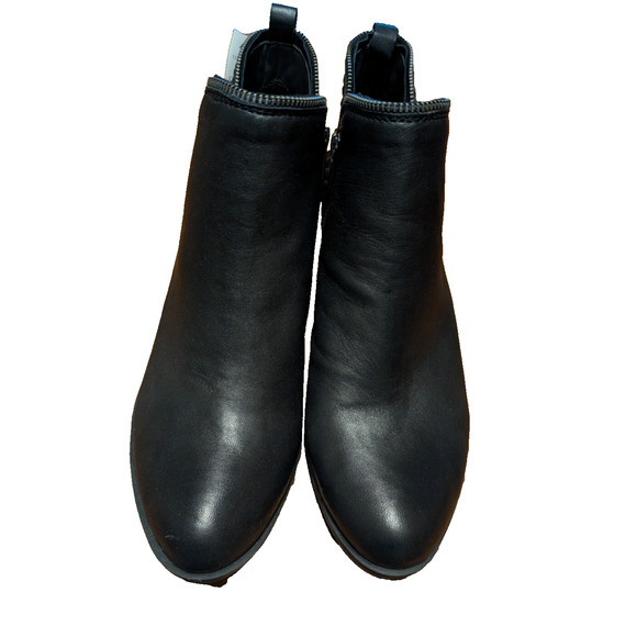 Lucky Brand Bartolino Black Leather Zippered Ankle Boots Size 12 NEW - Picture 3 of 9